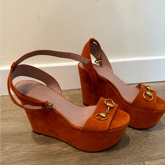 Gucci Suede Wedge Heels Orange - Picture 4 of 5